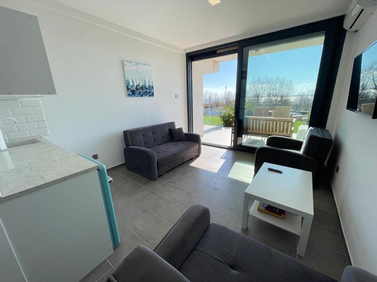 Club Panorama Studio - Pool, Garden Apartment อัลโชเอิร์ช ภายนอก รูปภาพ