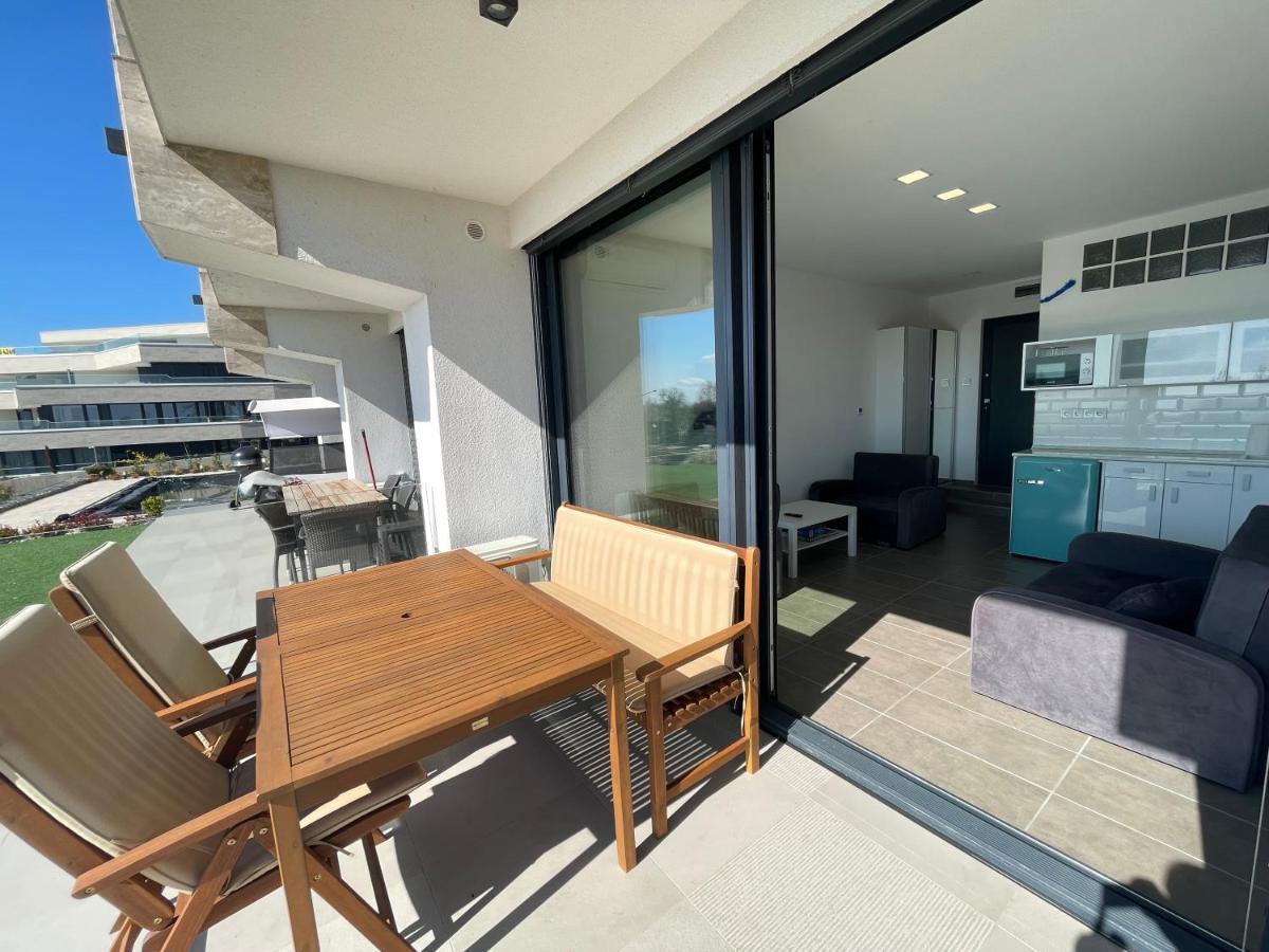 Club Panorama Studio - Pool, Garden Apartment อัลโชเอิร์ช ภายนอก รูปภาพ