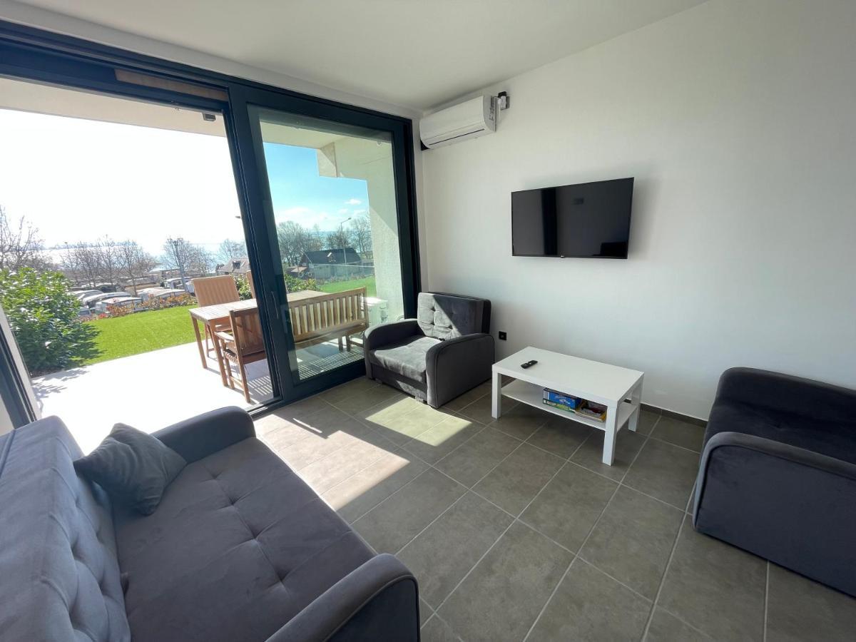 Club Panorama Studio - Pool, Garden Apartment อัลโชเอิร์ช ภายนอก รูปภาพ