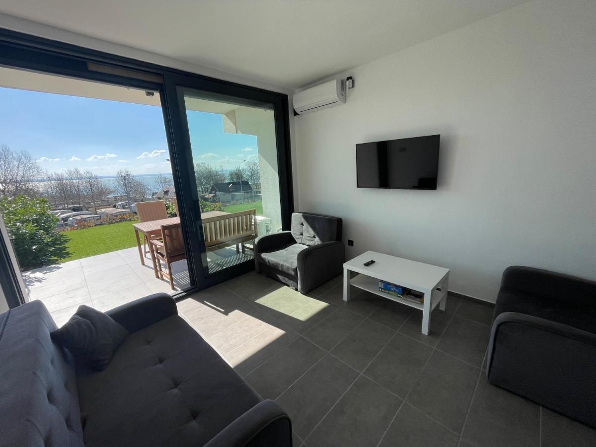 Club Panorama Studio - Pool, Garden Apartment อัลโชเอิร์ช ภายนอก รูปภาพ